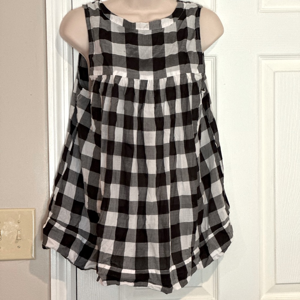 Anne Taylor Loft black and white gingham button down back swing top